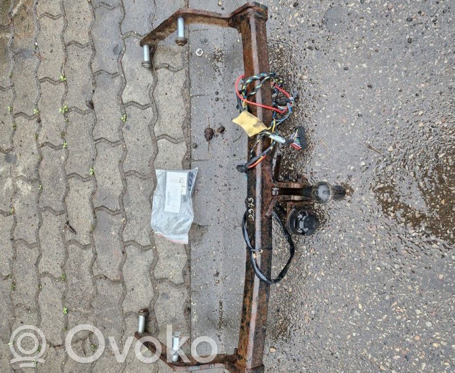 Dacia Sandero II Bară de tractare detașabilă 