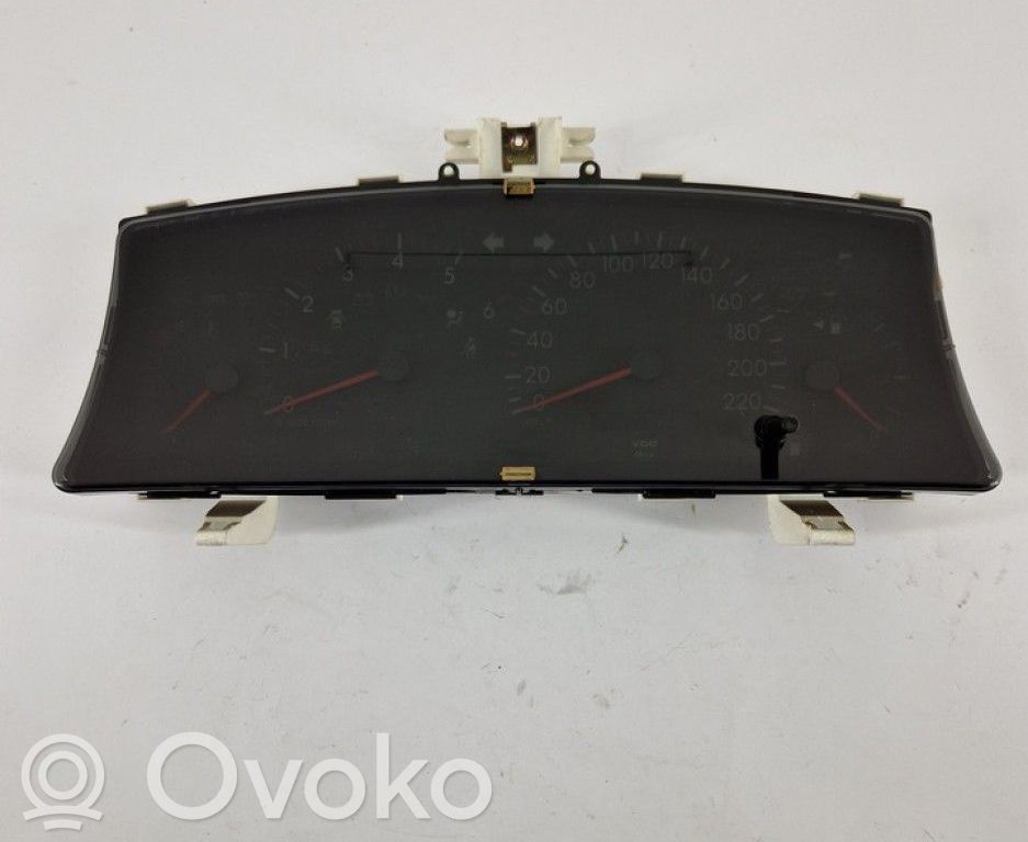 Toyota Corolla E120 E130 Tachimetro (quadro strumenti)