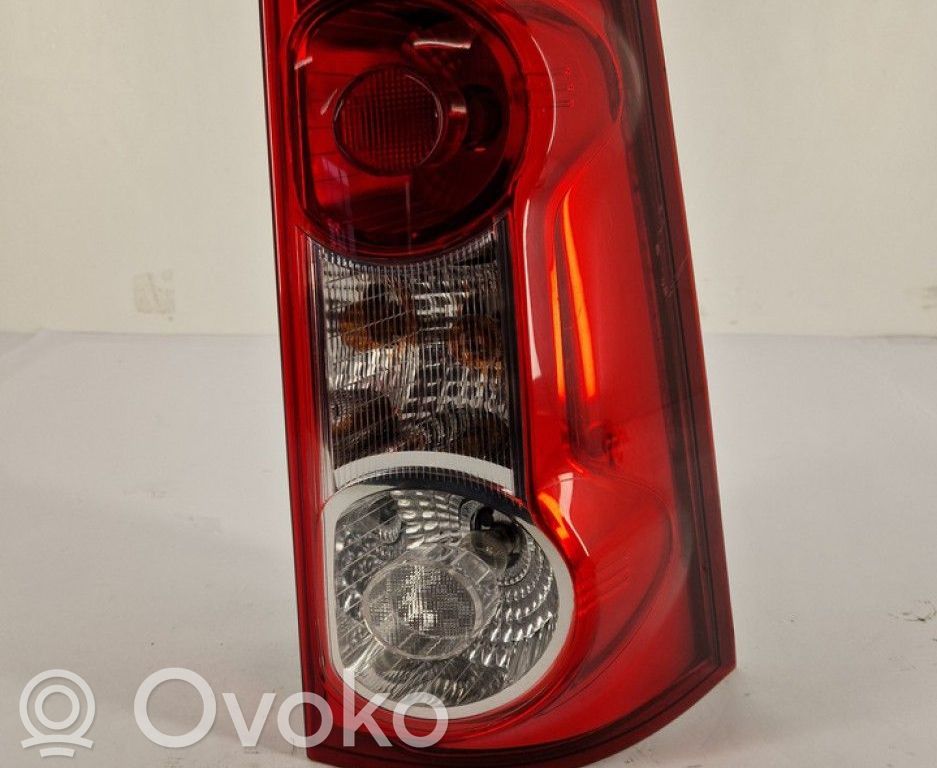 Dacia Logan I Lampa tylna 