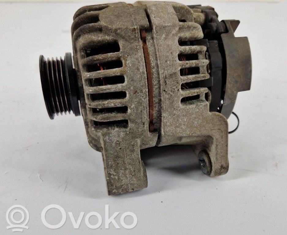 Opel Corsa D Generatore/alternatore 