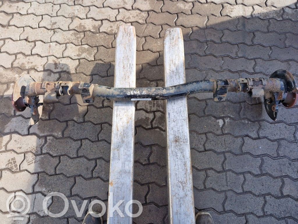 Volkswagen Caddy Belka osi tylnej 