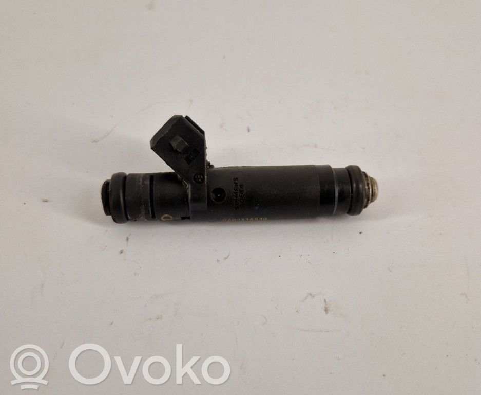 Volkswagen PASSAT B5.5 Injector combustibil 