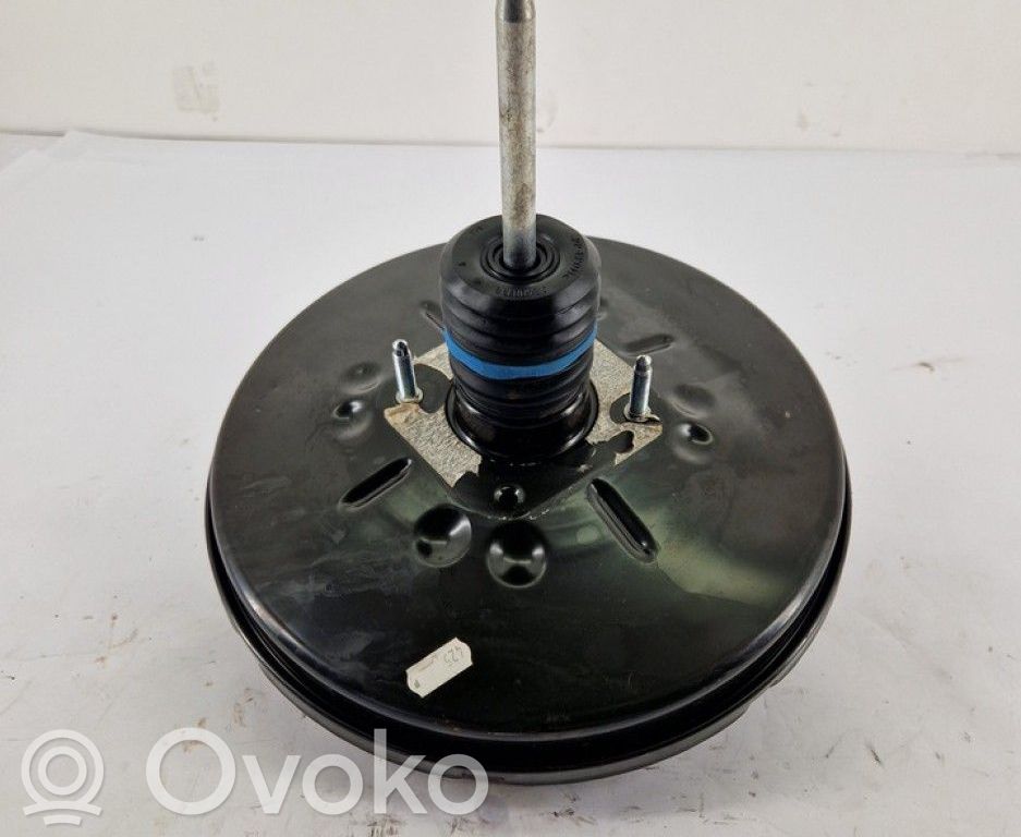 Volkswagen PASSAT B8 Bremskraftverstärker 
