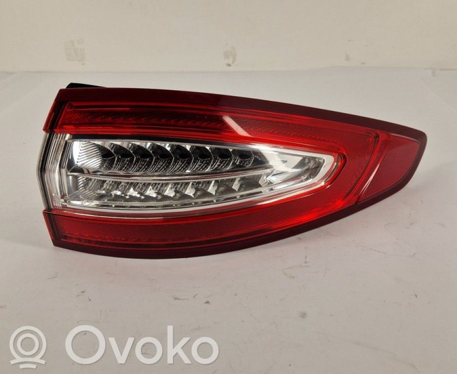 Ford Mondeo MK V Luci posteriori