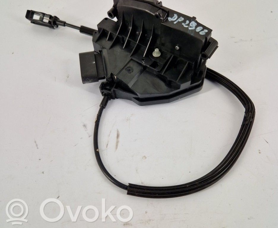 Ford C-MAX II Etuoven lukko 