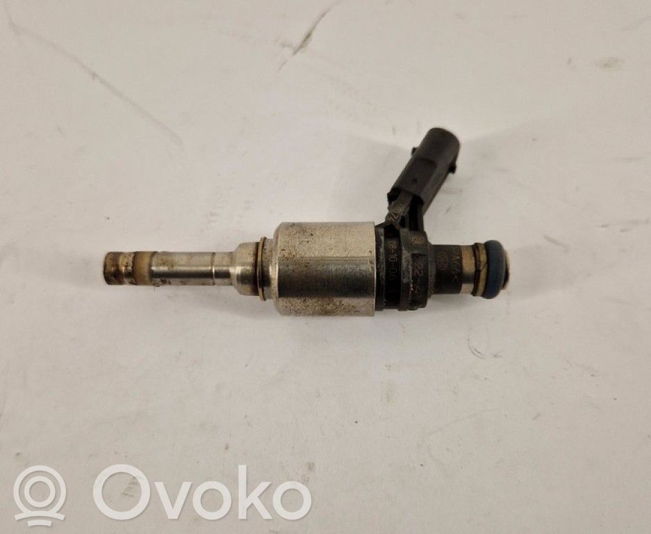 Audi A4 S4 B8 8K Iniettore 