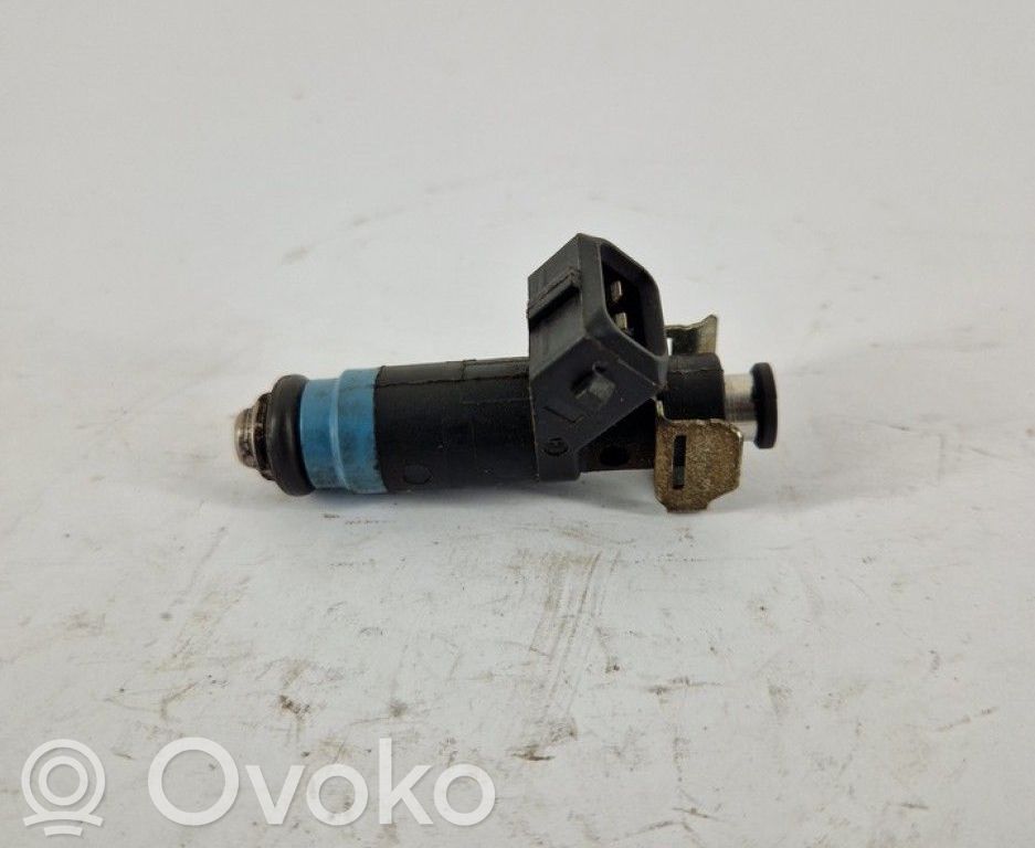 Lada Kalina II Injecteur de carburant 