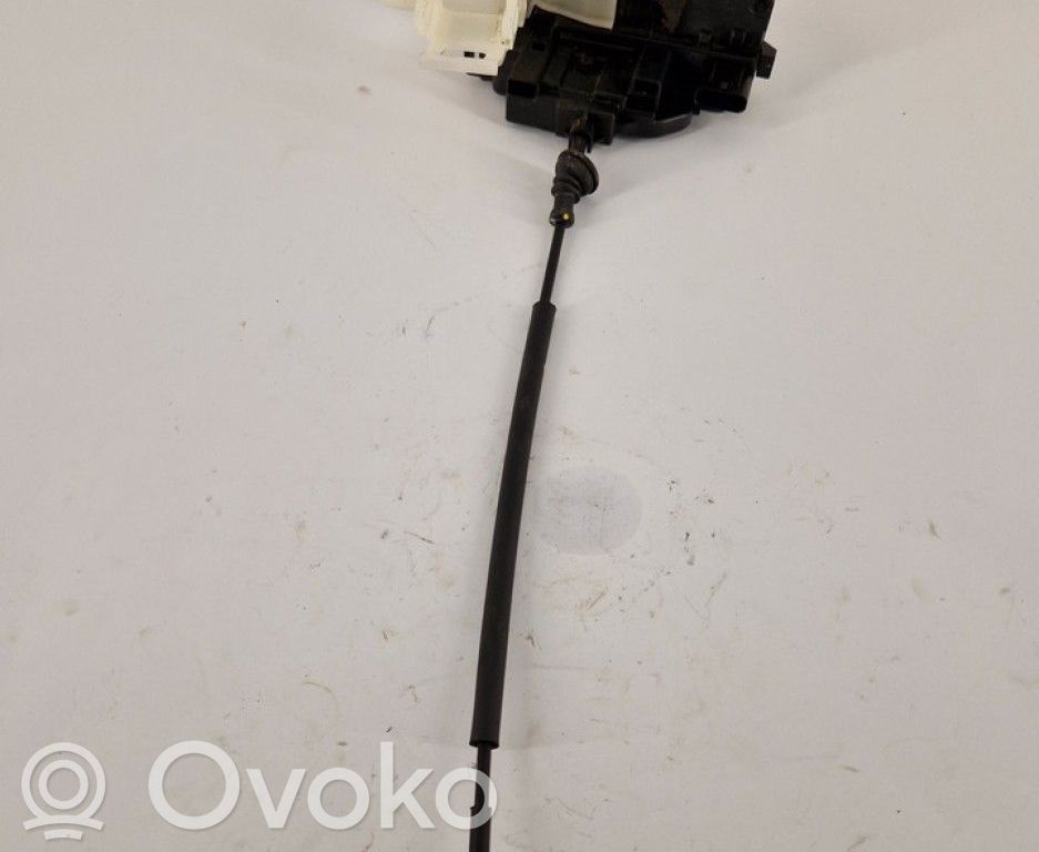 KIA Ceed Serrure de porte avant 