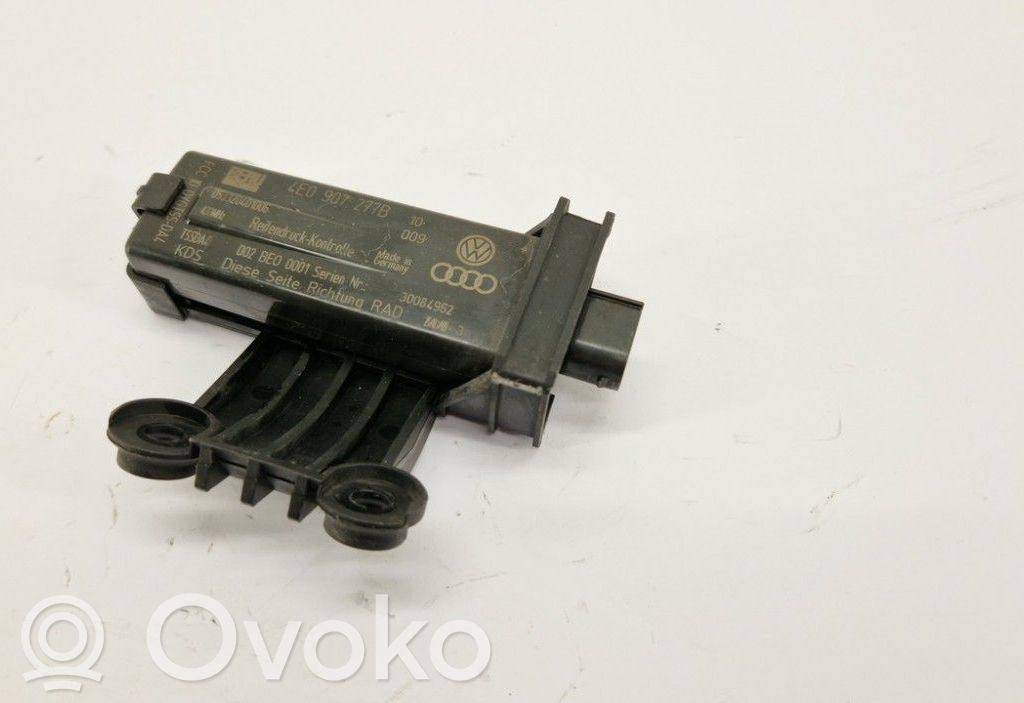 Audi A8 S8 D3 4E Sensor Reifendruckkontrolle RDK 
