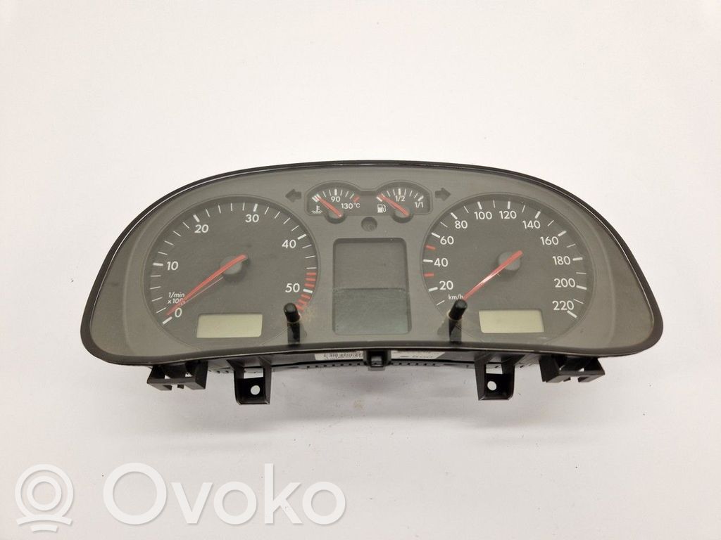 Volkswagen Golf IV Vitezometru (grup de instrumente) 