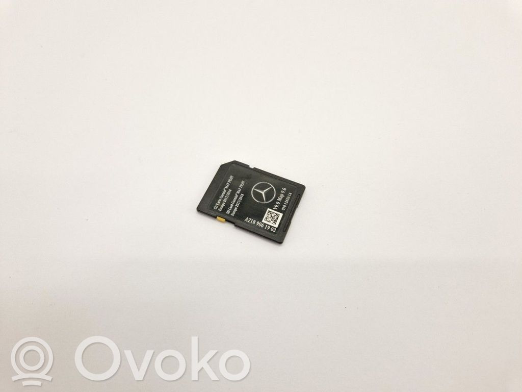 Mercedes-Benz C W205 Cartes SD navigation, CD / DVD 