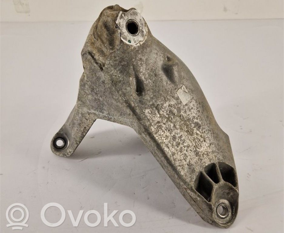 Audi e-tron Engine mounting bracket 