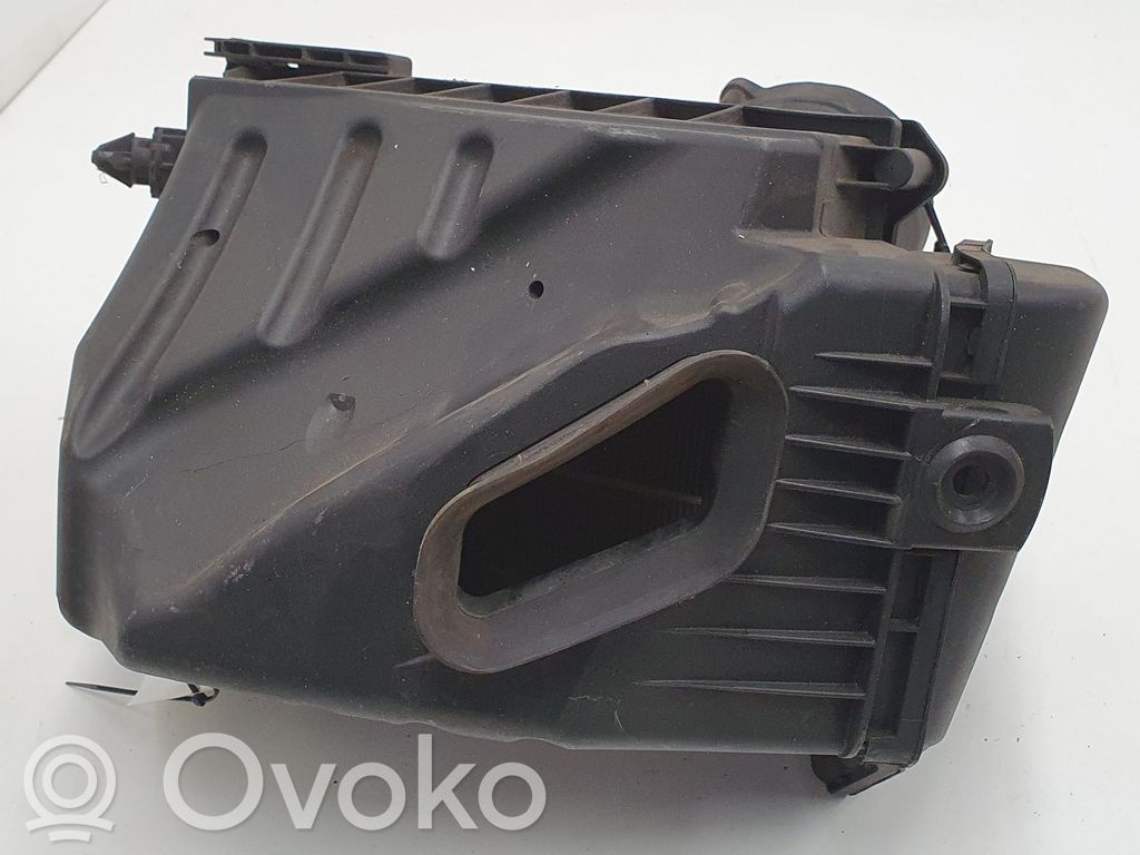 Audi A4 S4 B7 8E 8H Air filter box 