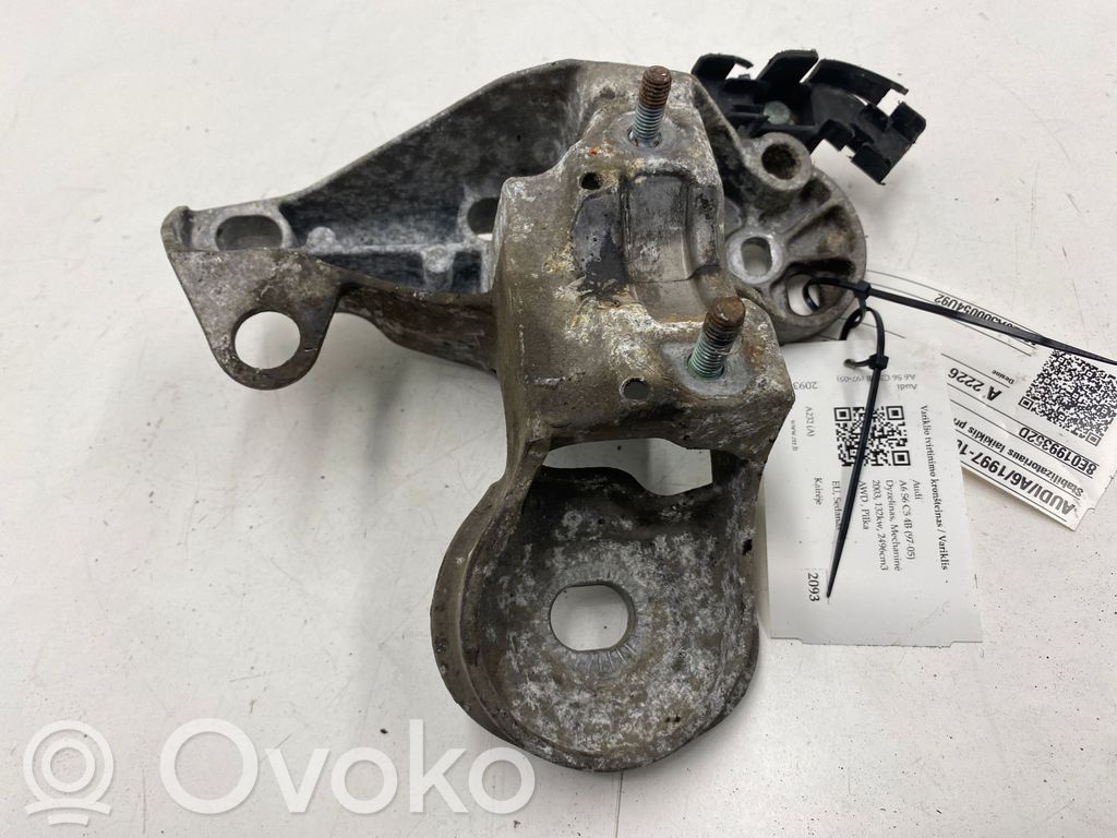Audi A6 S6 C5 4B Engine mounting bracket 