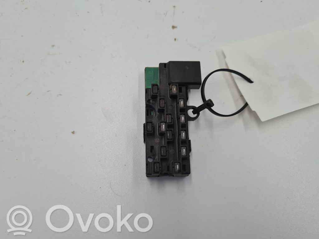 Volkswagen PASSAT B6 Steering angle sensor 