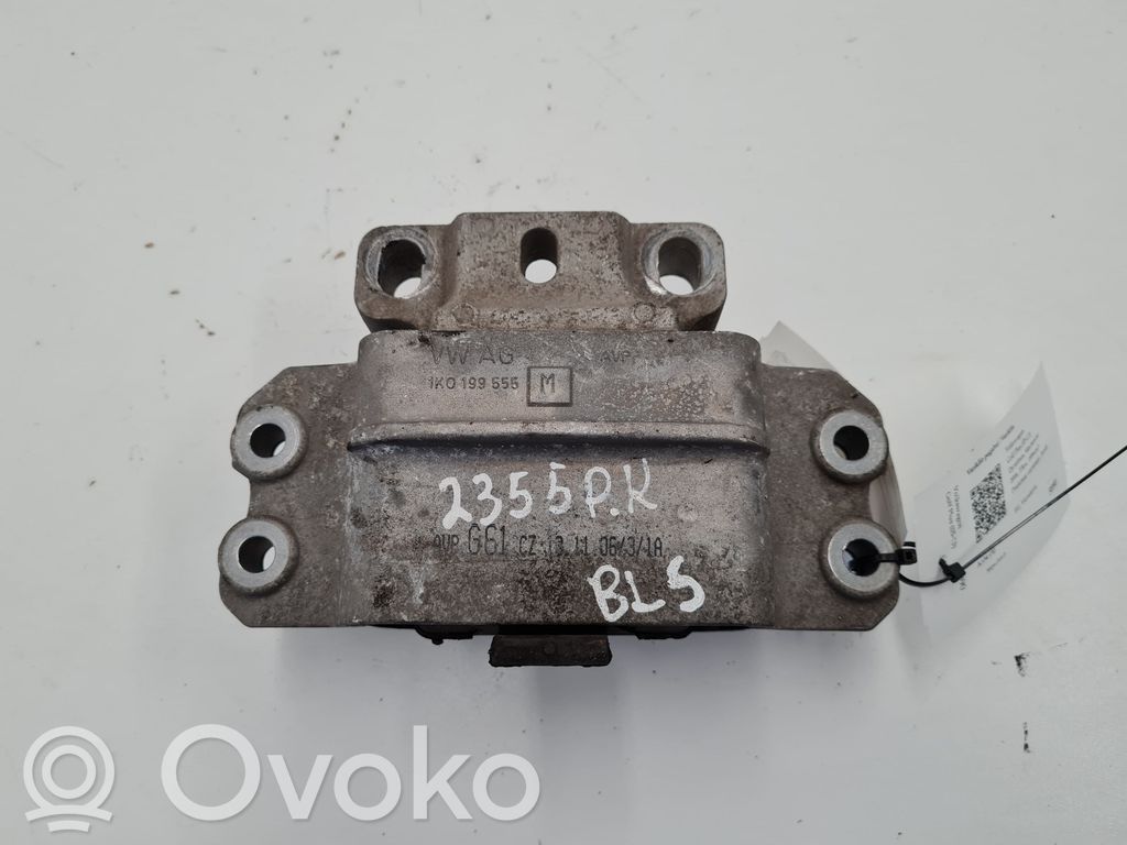 Engine mount bracket   1K0199555M,1K0199555M