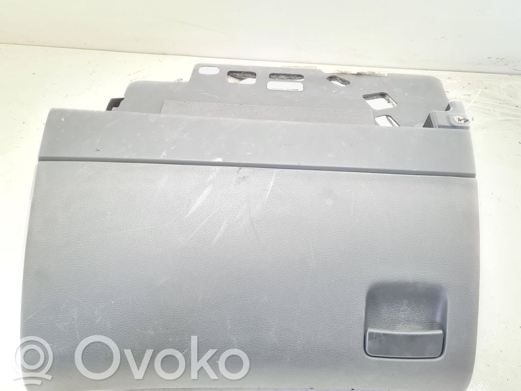 Audi A8 S8 D3 4E Glove box 