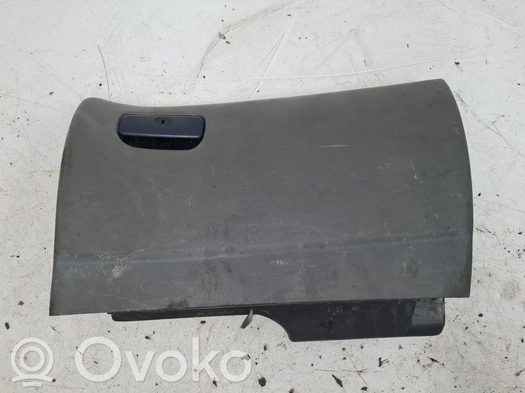 Ford Galaxy Glove box 