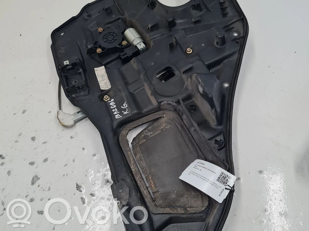Regulador de puerta trasera con motor