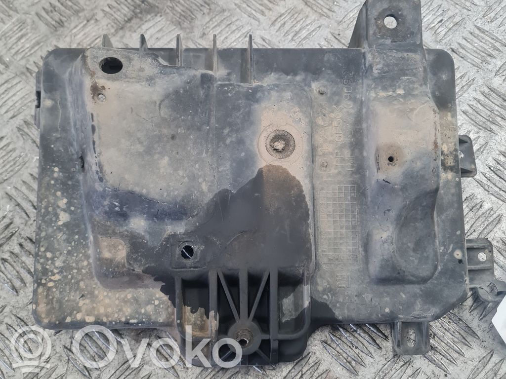Opel Astra H Battery tray 