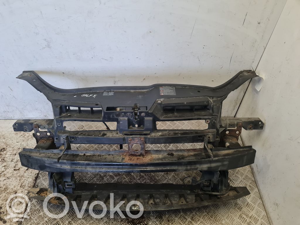 Volkswagen Golf V Radiatorių panelė 