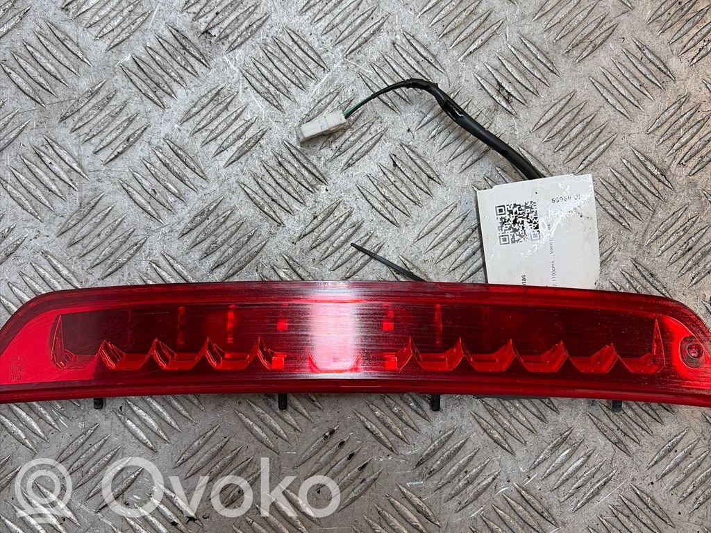 Hyundai Tucson TL Third/center stoplight 