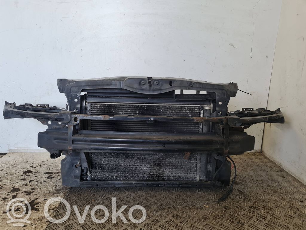 Skoda Octavia Mk2 (1Z) Pas przedni 
