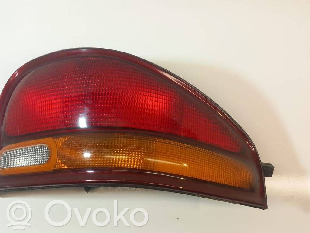 Chrysler Stratus Galinis žibintas kėbule 