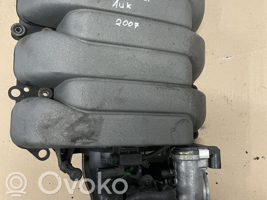 Audi A6 S6 C6 4F Kolektor ssący 