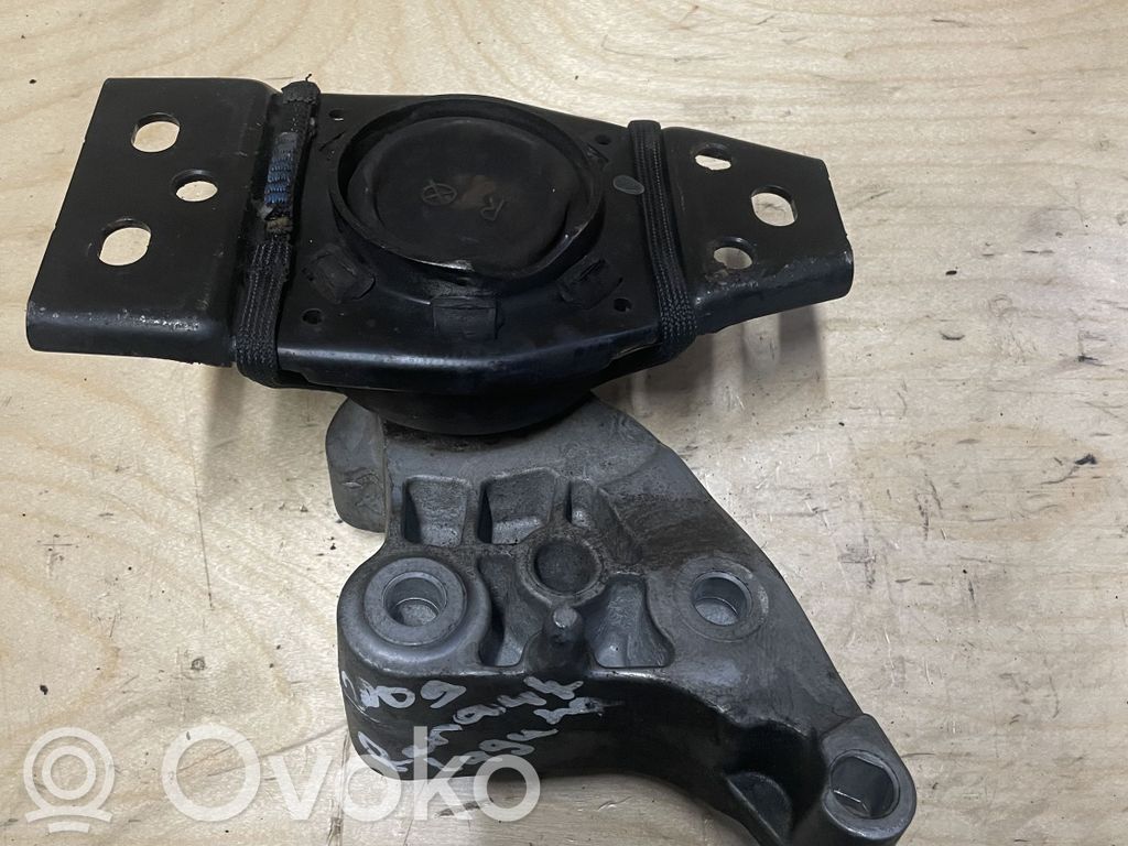 Renault Trafic II (X83) Engine mount bracket 
