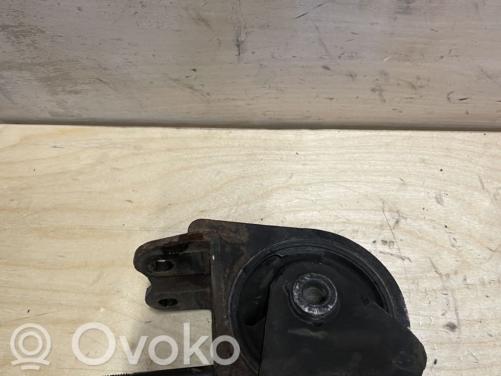 KIA Sorento Engine mount bracket 