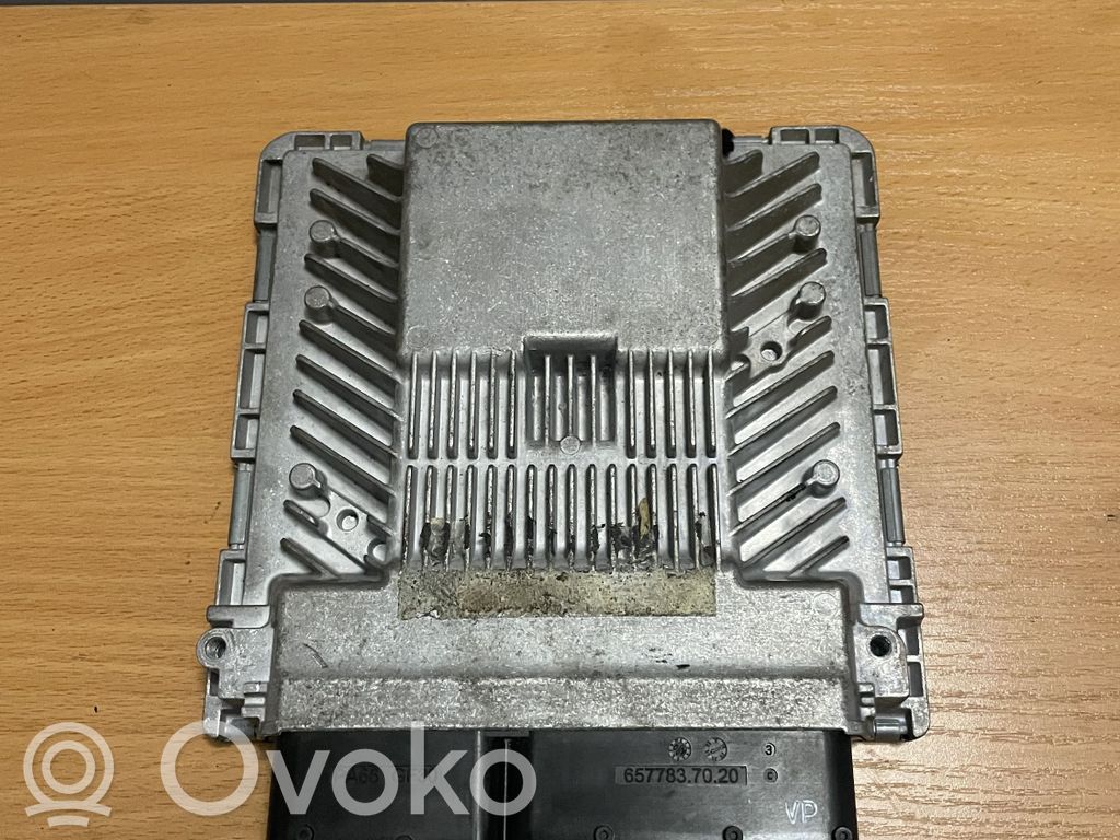 Audi A5 8T 8F Engine control unit/module 