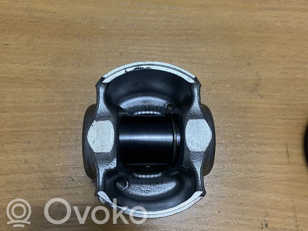 Ford Transit Piston 