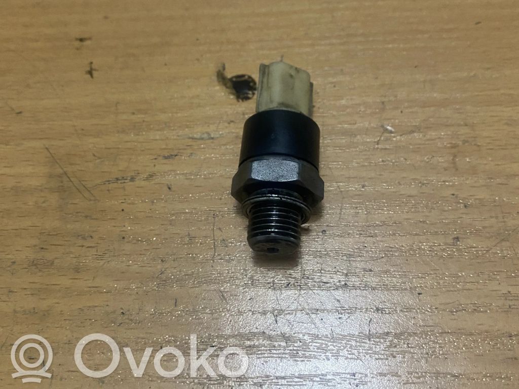 Renault Trafic III (X82) Sensor de presión del aceite 