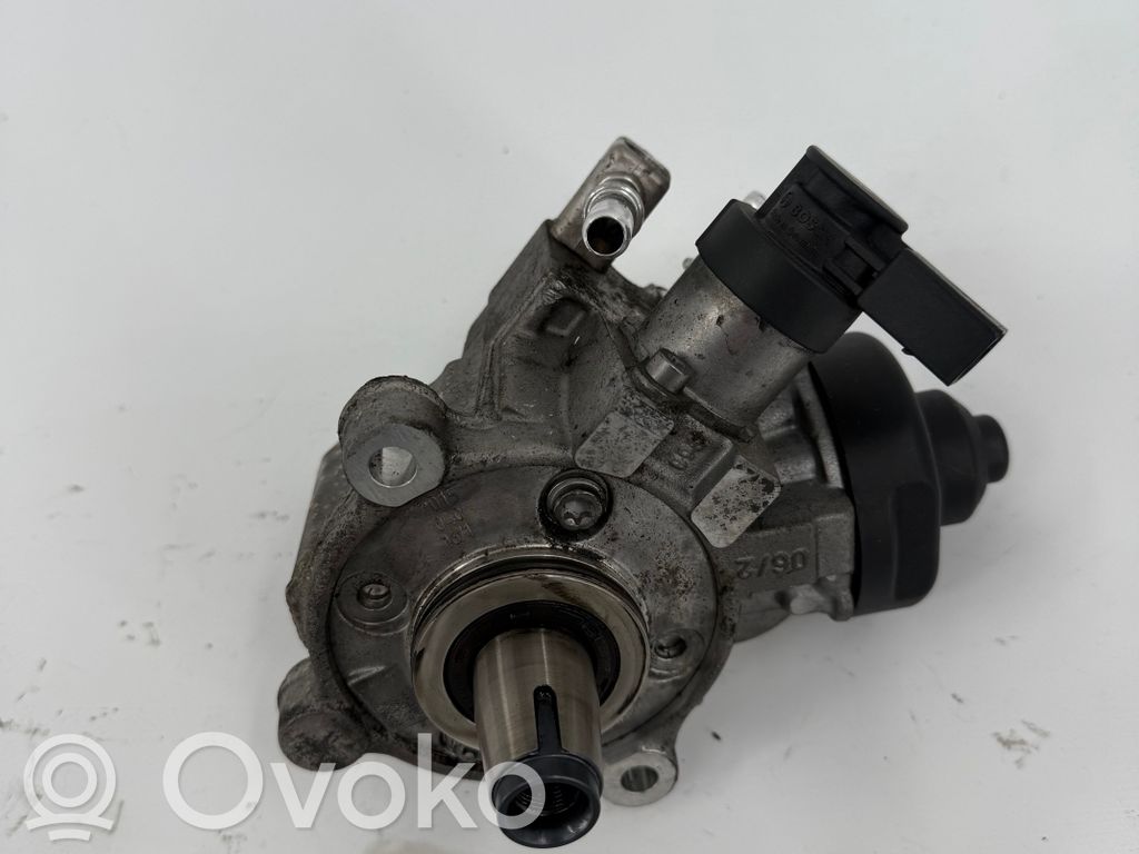 BMW X3 E83 Fuel injection high pressure pump 