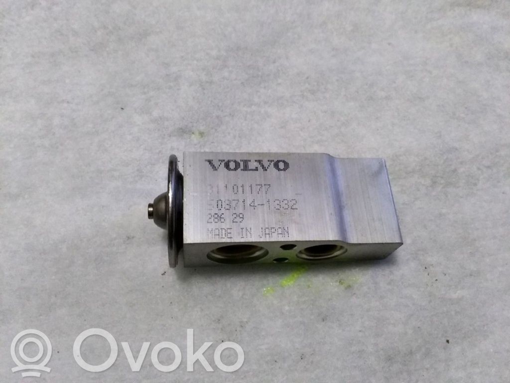 Volvo S60 Air conditioning (A/C) expansion valve 
