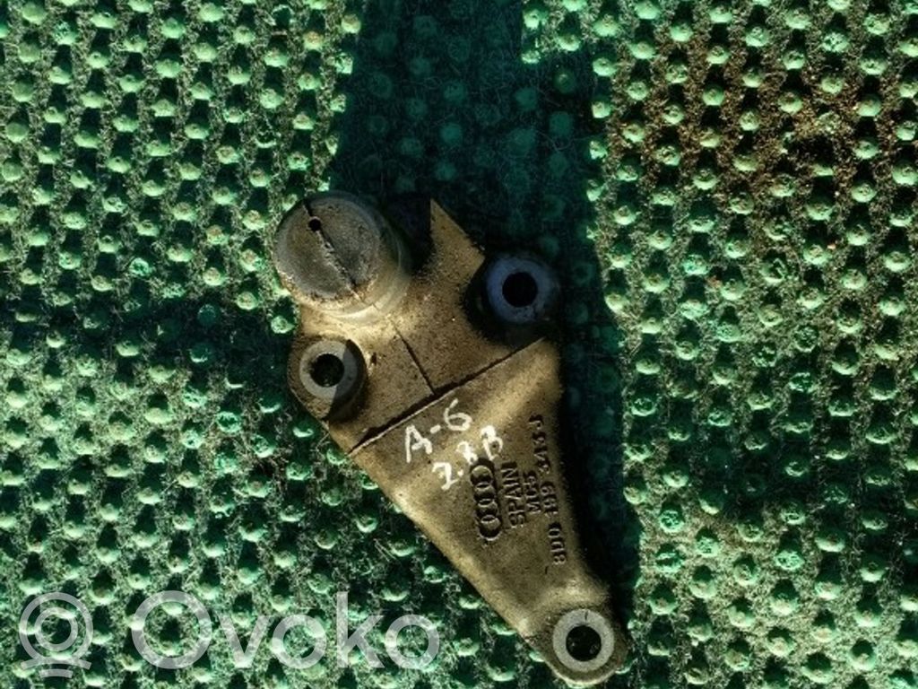 Audi A6 S6 C5 4B Engine mounting bracket 