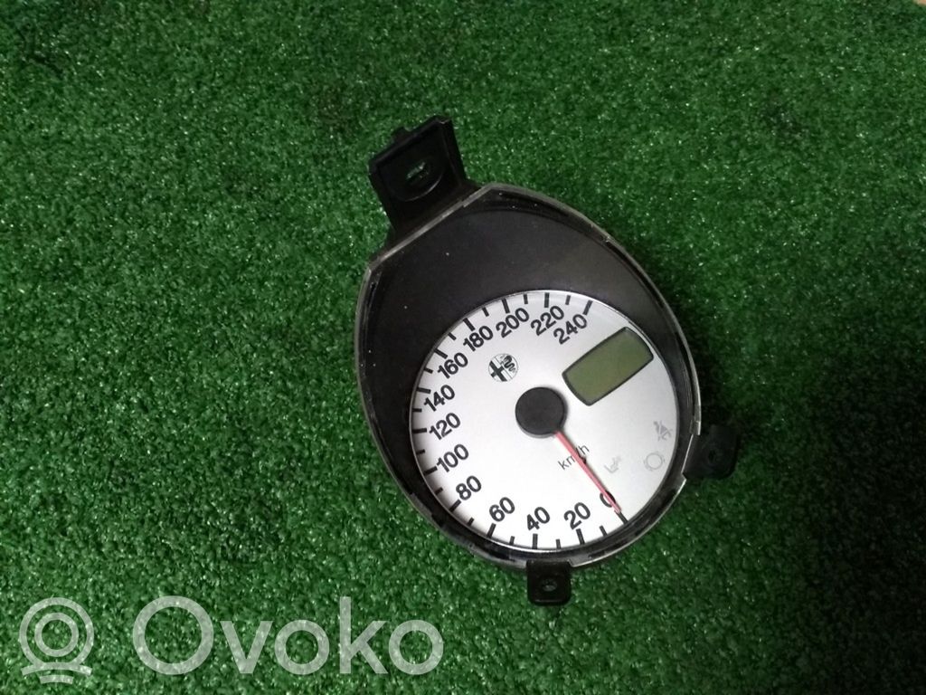 Alfa Romeo 156 Speedometer (instrument cluster) 
