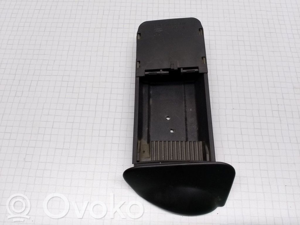 Ford Focus Pelnutrauks (priekšā) 