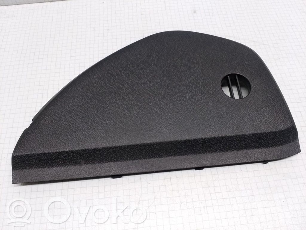 Panelės apdailos skydas (šoninis)   1Z0857504,0010111390420