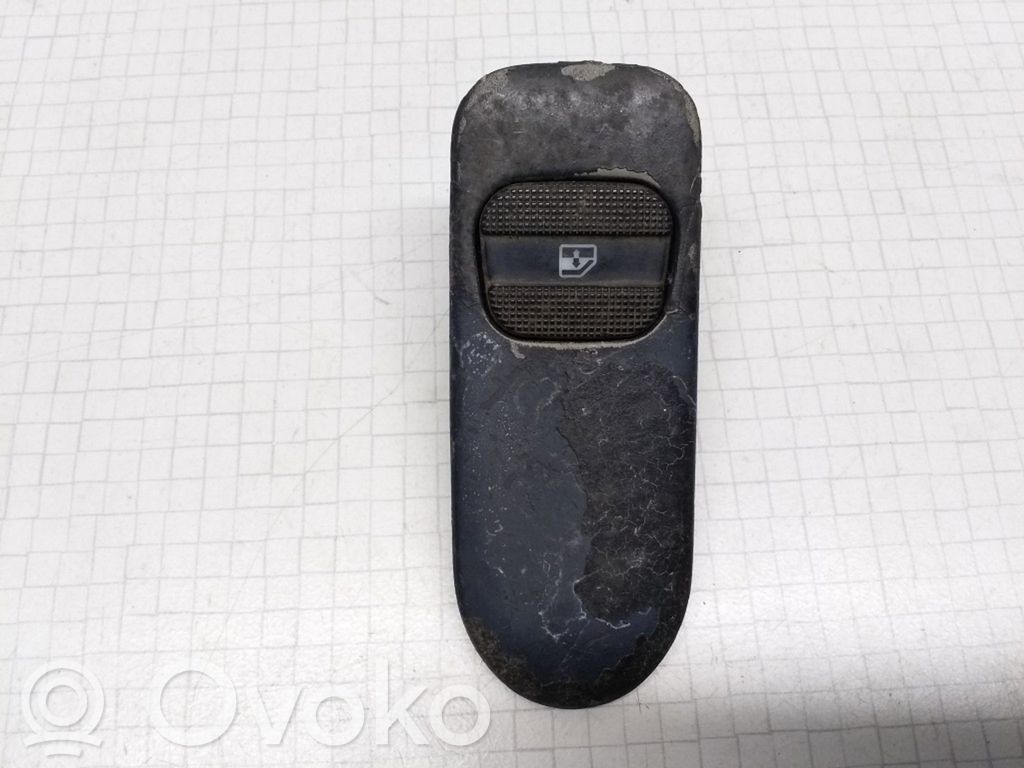 Seat Alhambra (Mk1) Electric window control switch 