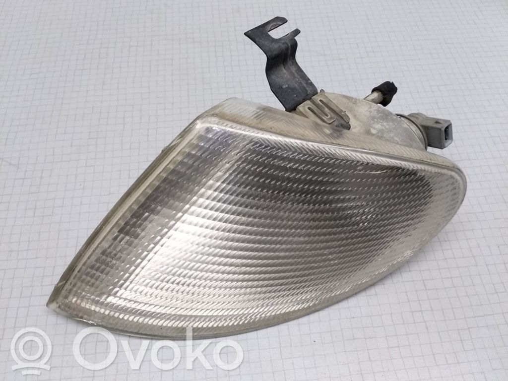 Seat Alhambra (Mk1) Front indicator light 