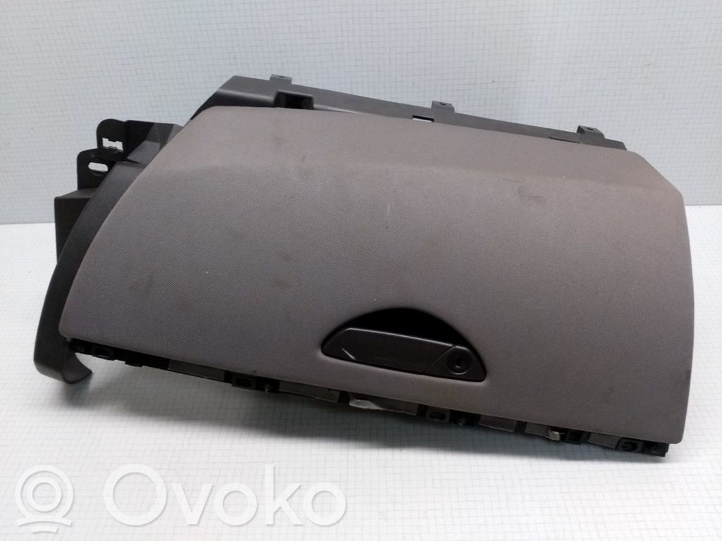 Peugeot 807 Glove box set 