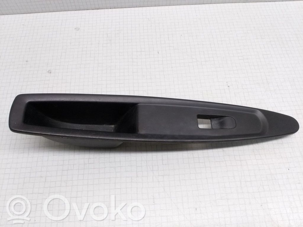 Citroen C4 I Front door window switch trim 
