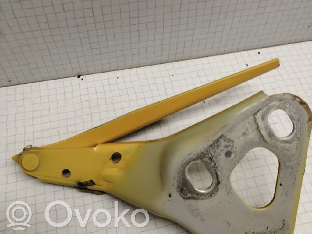 Opel Zafira A Konepellin saranat 
