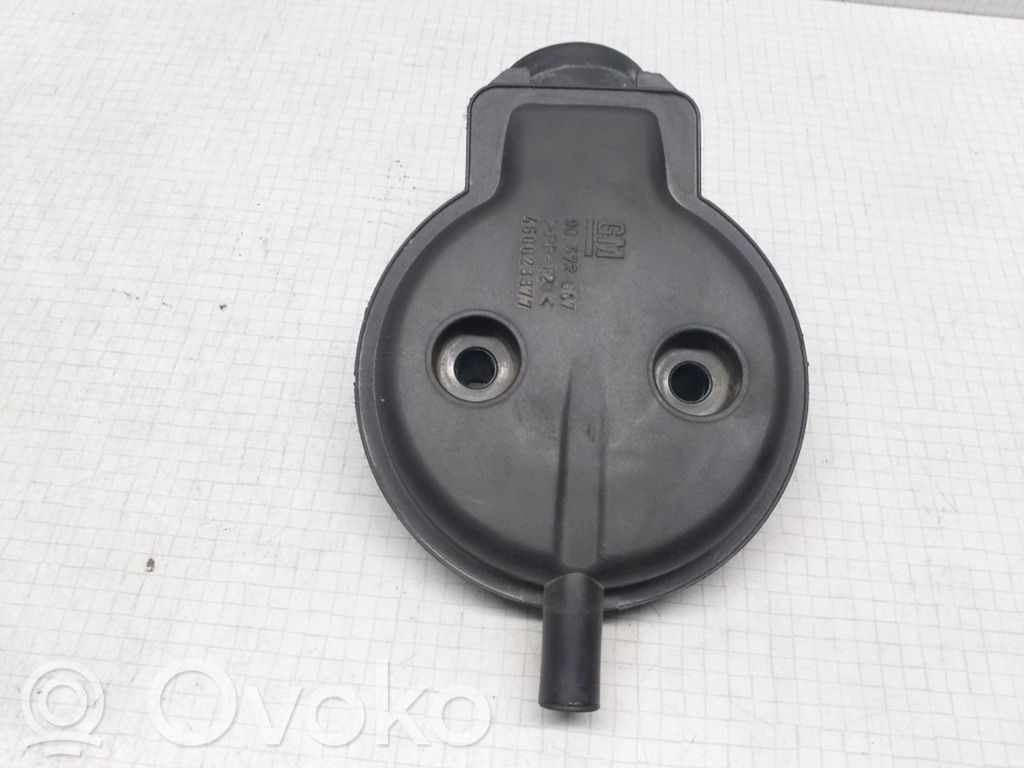 Opel Corsa C Kita variklio skyriaus detalė 