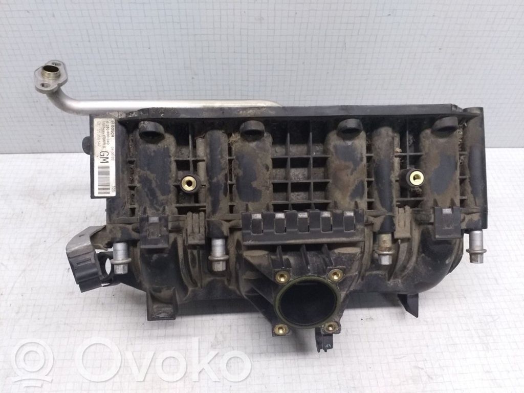 Opel Corsa C Kolektorius įsiurbimo 