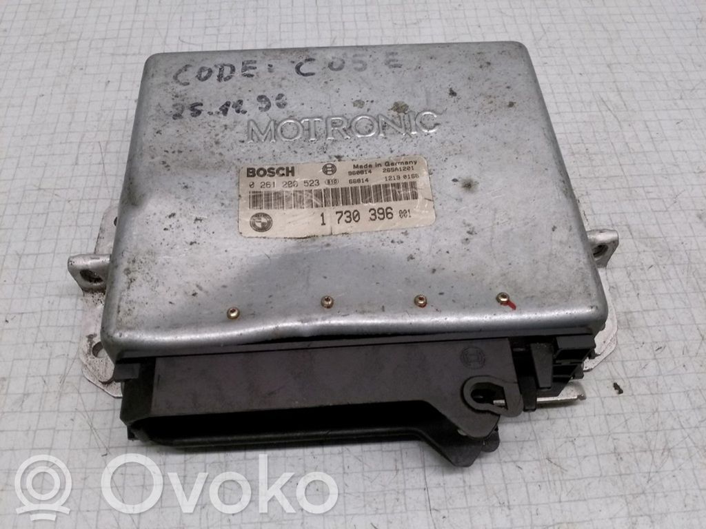 BMW 7 E32 Variklio valdymo blokas 