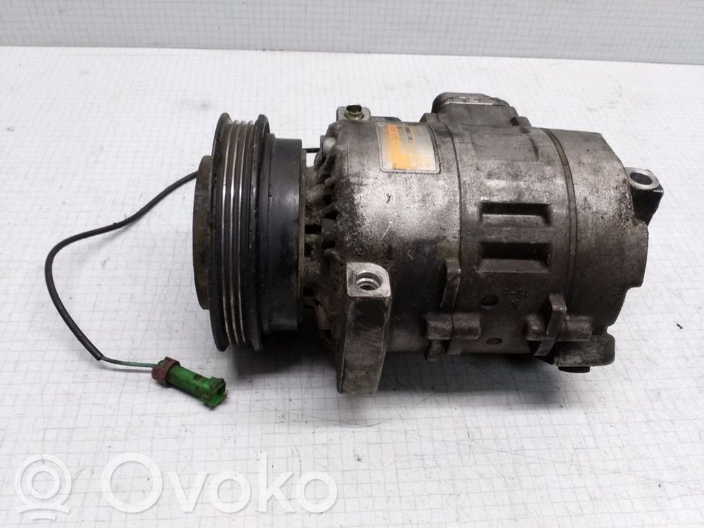 Volkswagen PASSAT B5.5 Kompresor / Sprężarka klimatyzacji A/C 