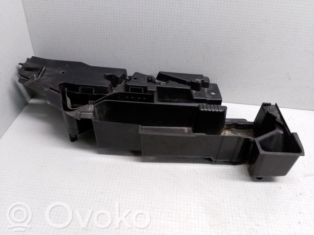 BMW 3 E46 Kita bagažinės apdailos detalė 